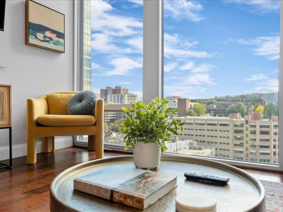 Cozysuites Dream 1Br, Ppg Paints Arena, Pitts Pittsburgh Exterior foto